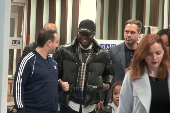 Victor Moses Istanbul'da