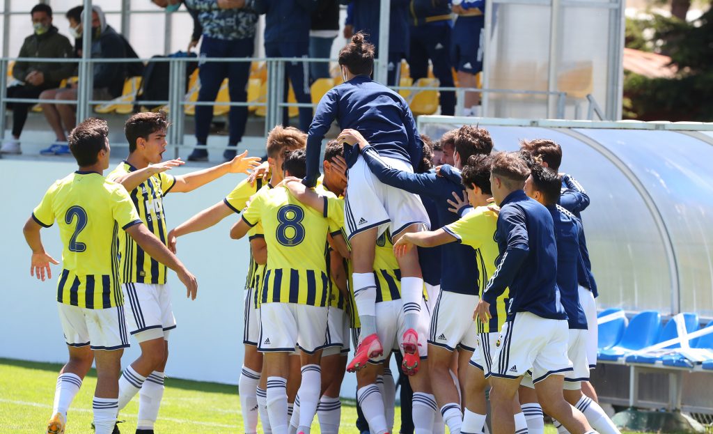 Fenerbahçe U19 Futbol Takımı