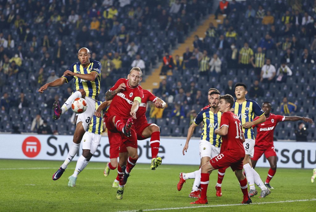 Fenerbahçe - Royal Antwerp