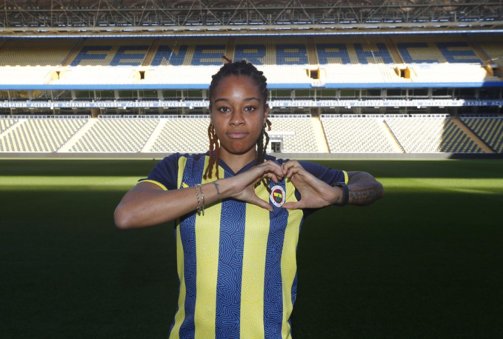 Shameeka Fishley Fenerbahçe'de