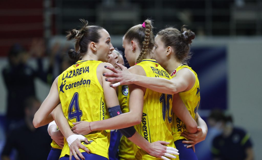 Fenerbahçe Kadın Voleybol Takımı