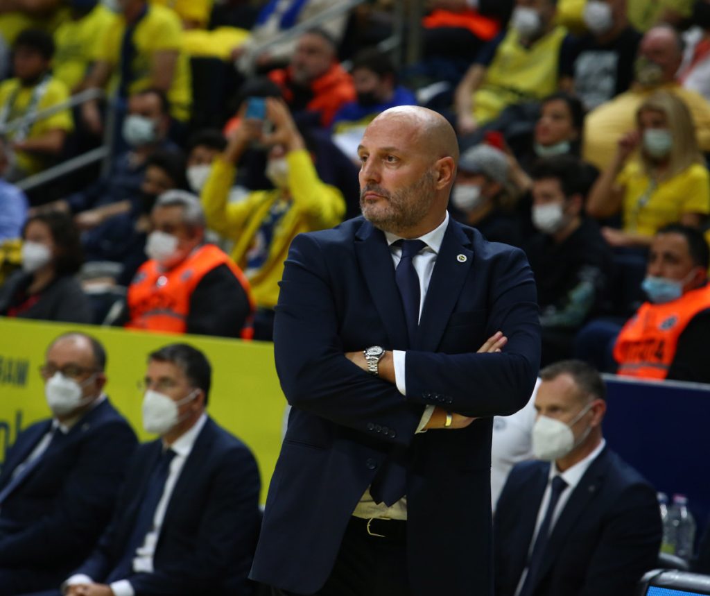 Fenerbahçe Erkek Basketbol Takımı Başantrenörü Aleksandar Djordjevic