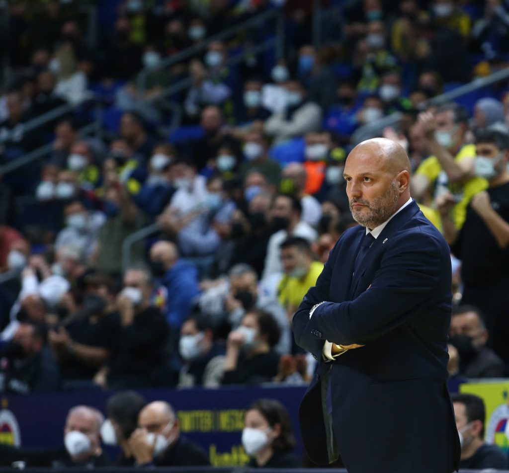 Fenerbahçe Erkek Basketbol Takımı Başantrenörü Aleksandar Djordjevic