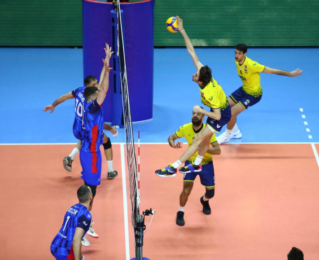 Fenerbahçe HDI Sigorta - Halkbank