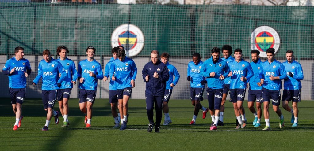 Fenerbahçe'de Kayserispor maçının hazırlıkları başladı