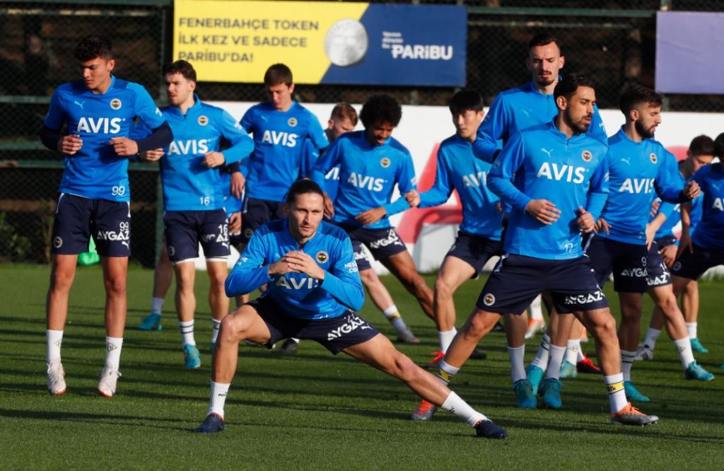 Fenerbahçe'de Göztepe maçı hazırlıkları tamamlandı