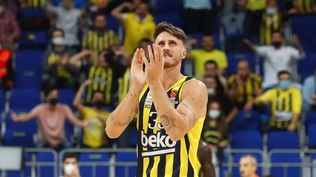 Fenerbahçe Beko'da Achille Polonara ile yollar ayrıldı