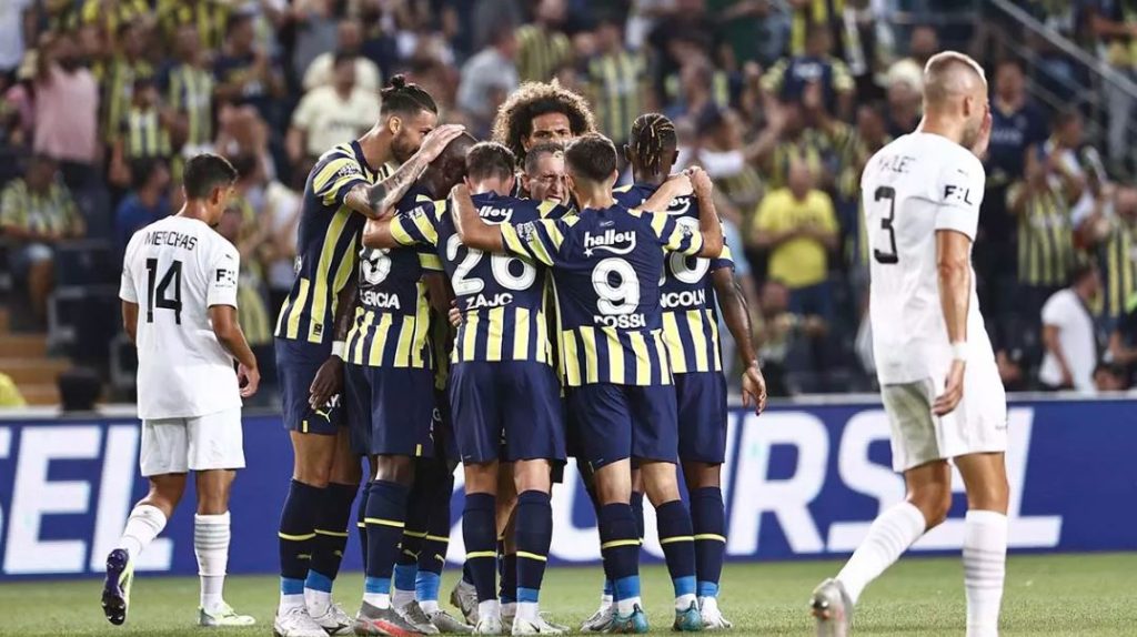 Fenerbahçe Futbol Takımı