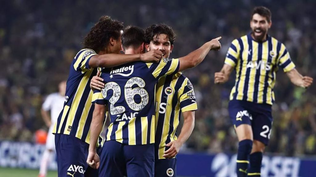 Fenerbahçe Futbol Takımı