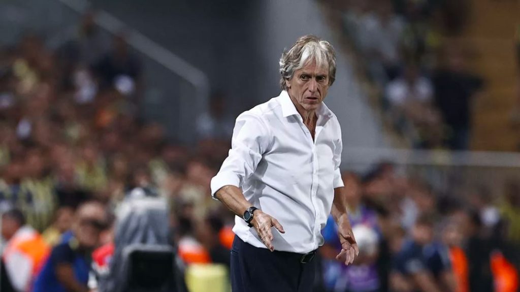 Fenerbahçe Teknik Direktörü Jorge Jesus