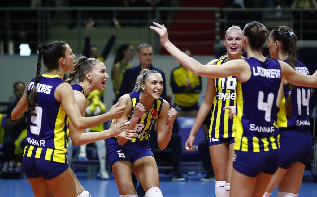 Fenerbahçe Kadın Voleybol Takımı