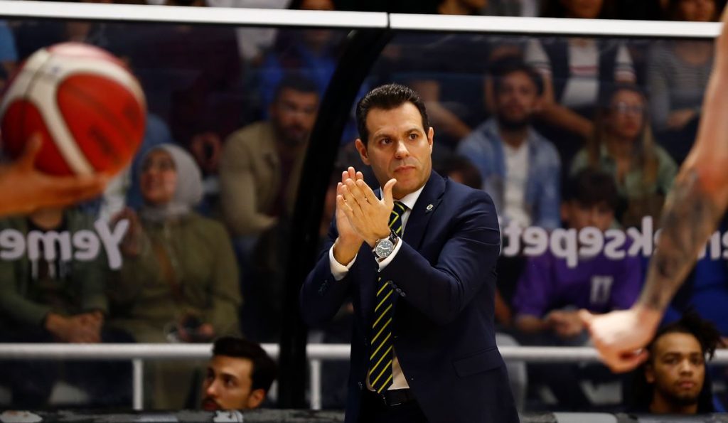 Fenerbahçe Erkek Basketbol Takımı Başantrenörü Dimitris Itoudis