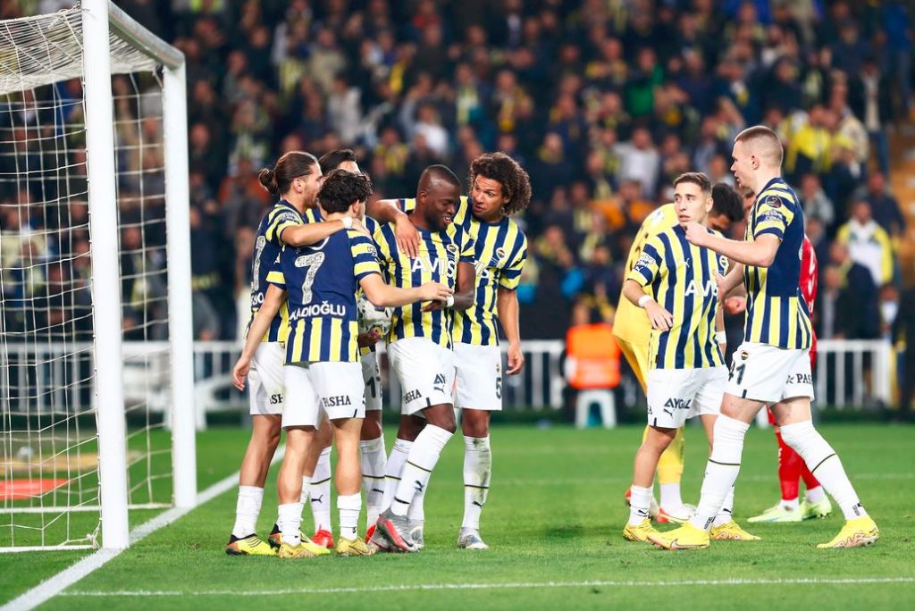 Fenerbahçe Futbol Takımı