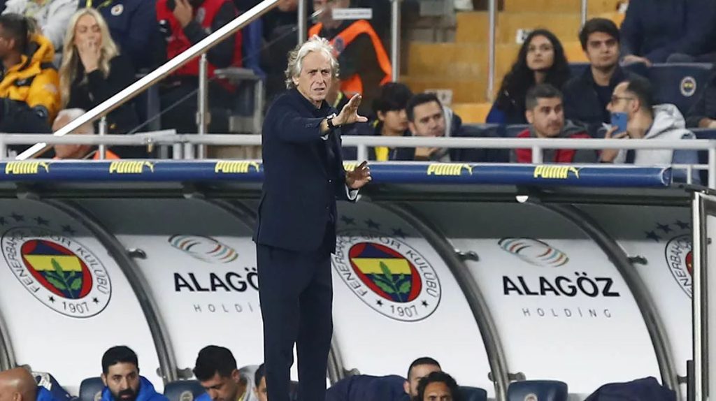 Fenerbahçe Teknik Direktörü Jorge Jesus