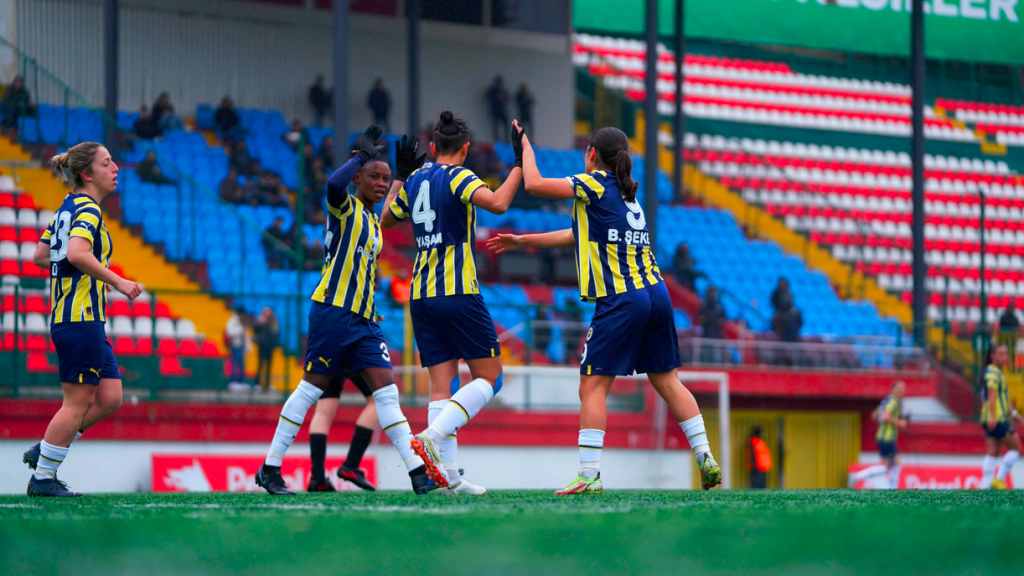 Fenerbahçe Kadın Futbol Takımı