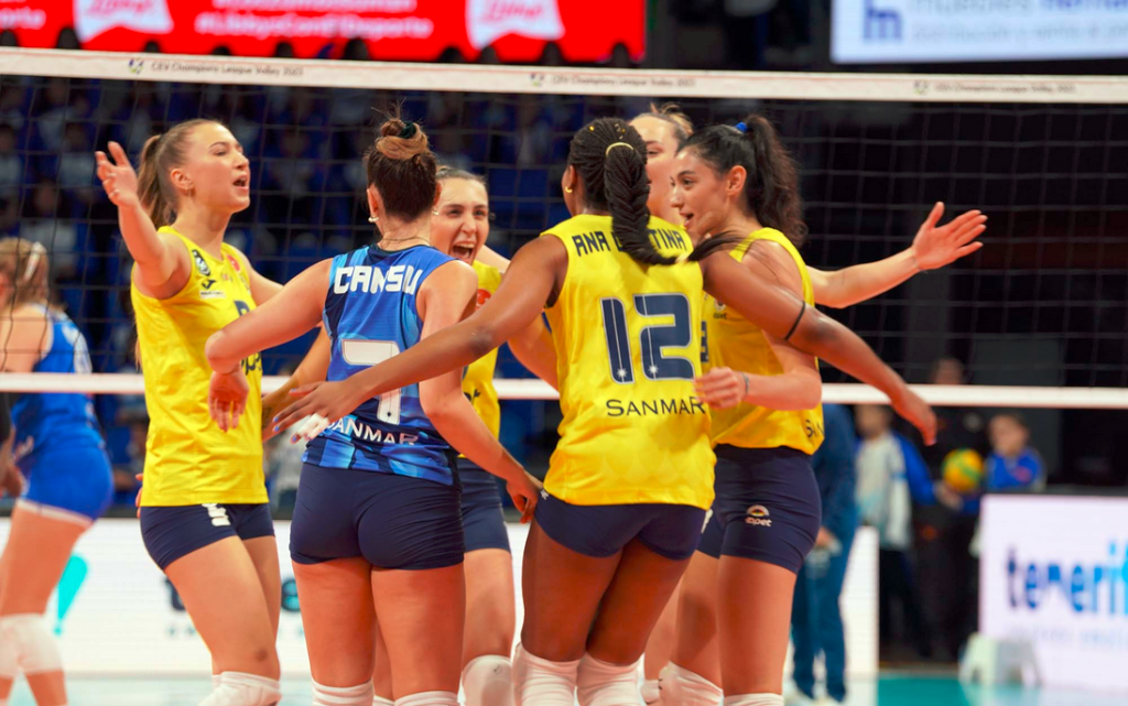 Fenerbahçe Kadın Voleybol Takımı