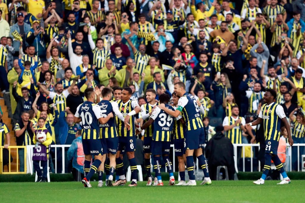 Fenerbahçe Futbol Takımı