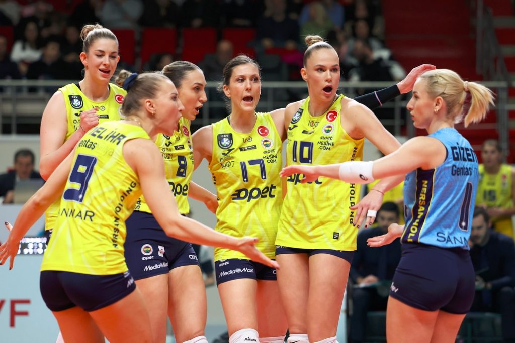 Fenerbahçe Kadın Voleybol Takımı