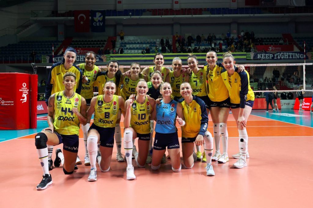 Fenerbahçe Kadın Voleybol Takımı