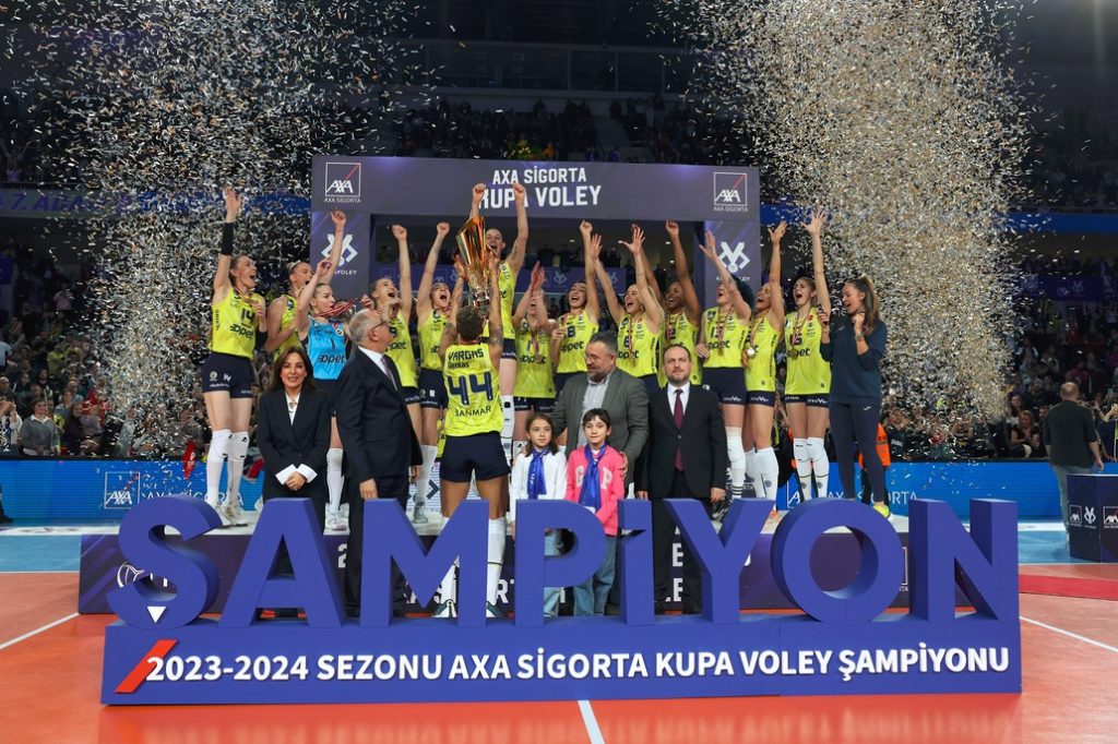 Kupa Voley Şampiyonu Fenerbahçe Opet