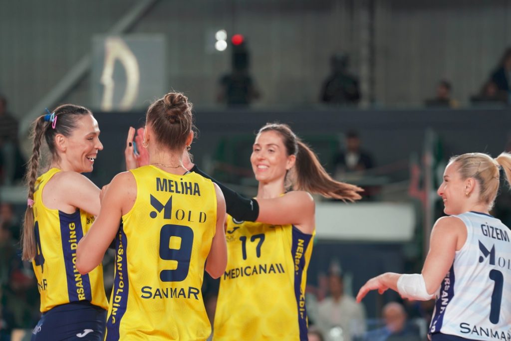 Fenerbahçe Kadın Voleybol Takımı