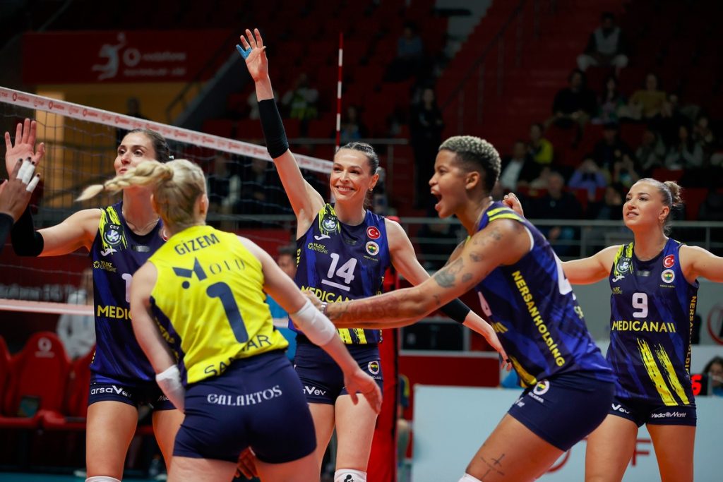 Fenerbahçe Kadın Voleybol Takımı