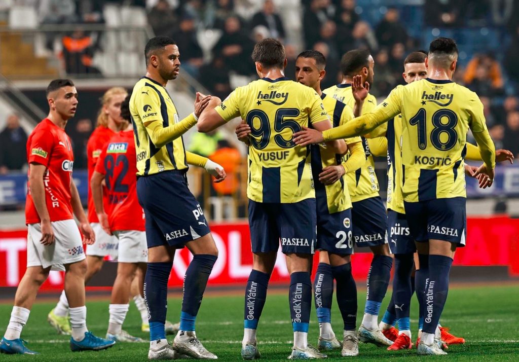 Fenerbahçe Futbol Takımı