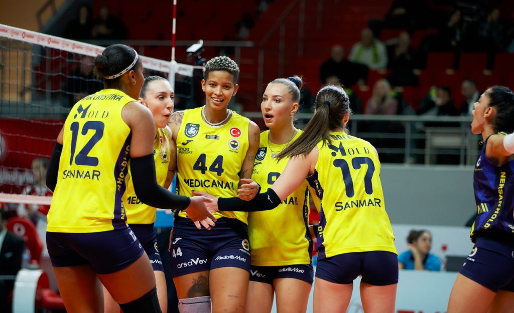 Fenerbahçe Kadın Voleybol Takımı