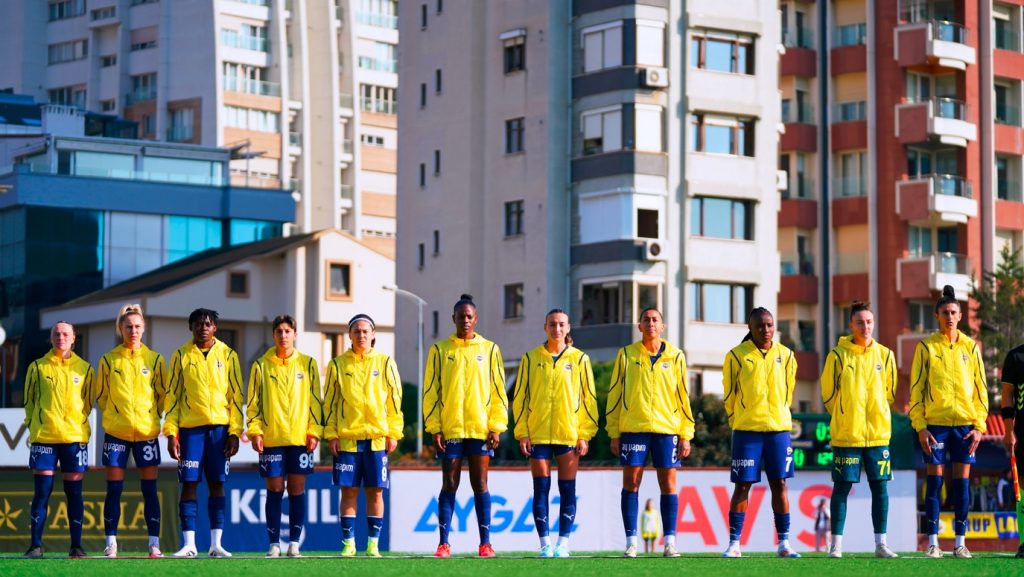 Fenerbahçe Kadın Futbol Takımı